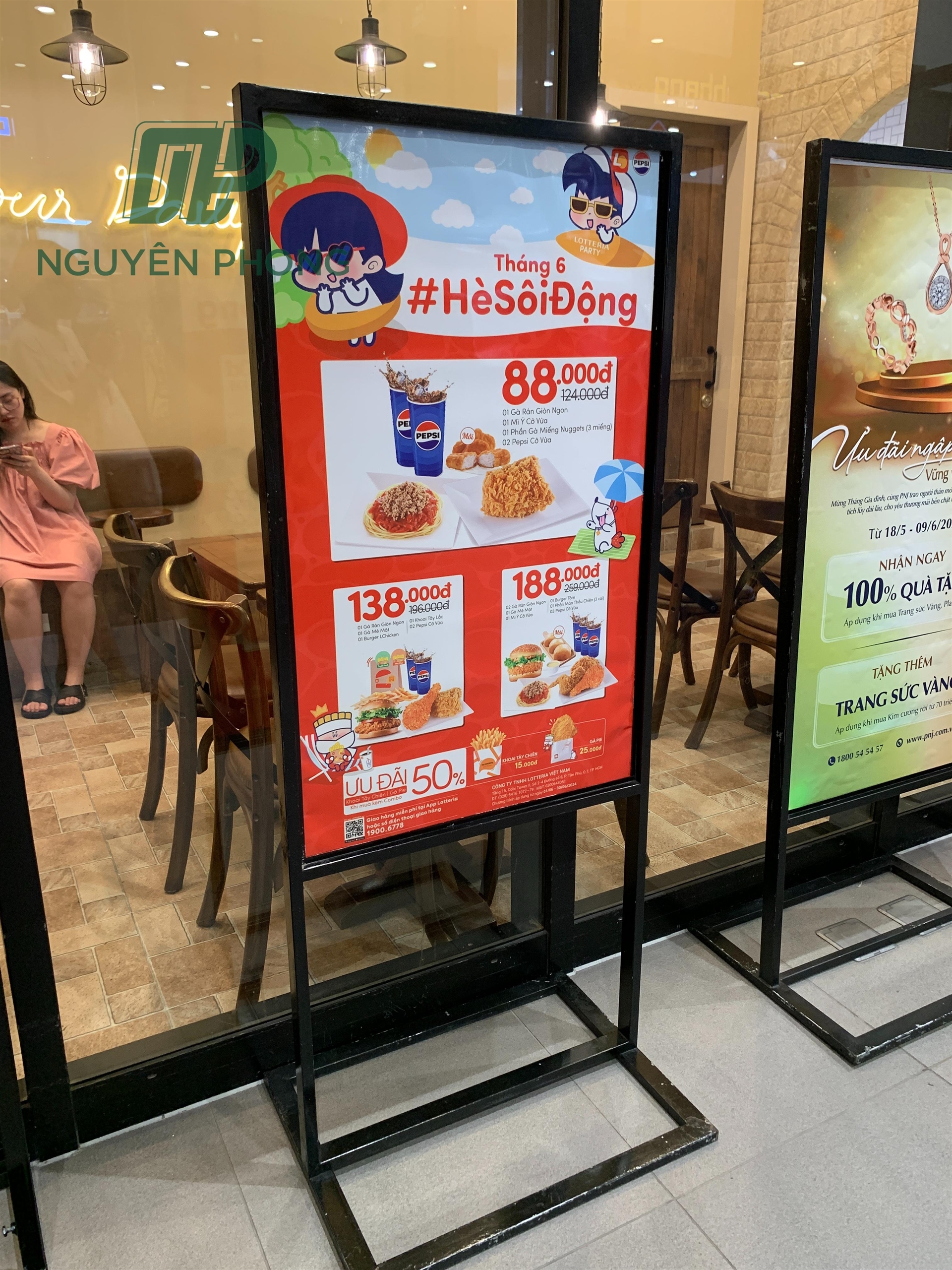 Bảng Giá In Poster Khổ Lớn Tại Hà Nội, Chất Lượng Tốt, Giá Cả Hợp Lý