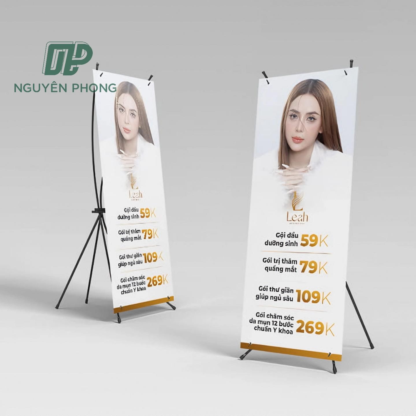 kích thước standee