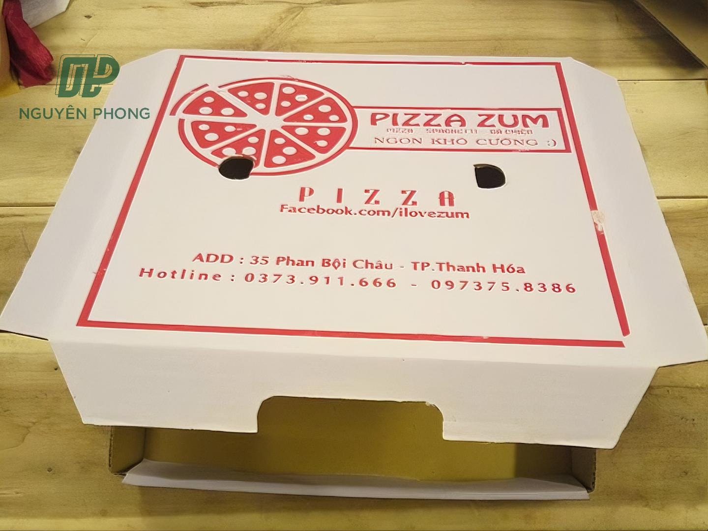 in hộp pizza