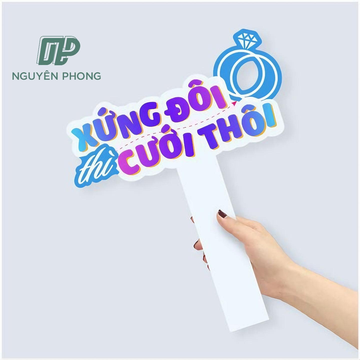 kích thước hashtag cầm tay