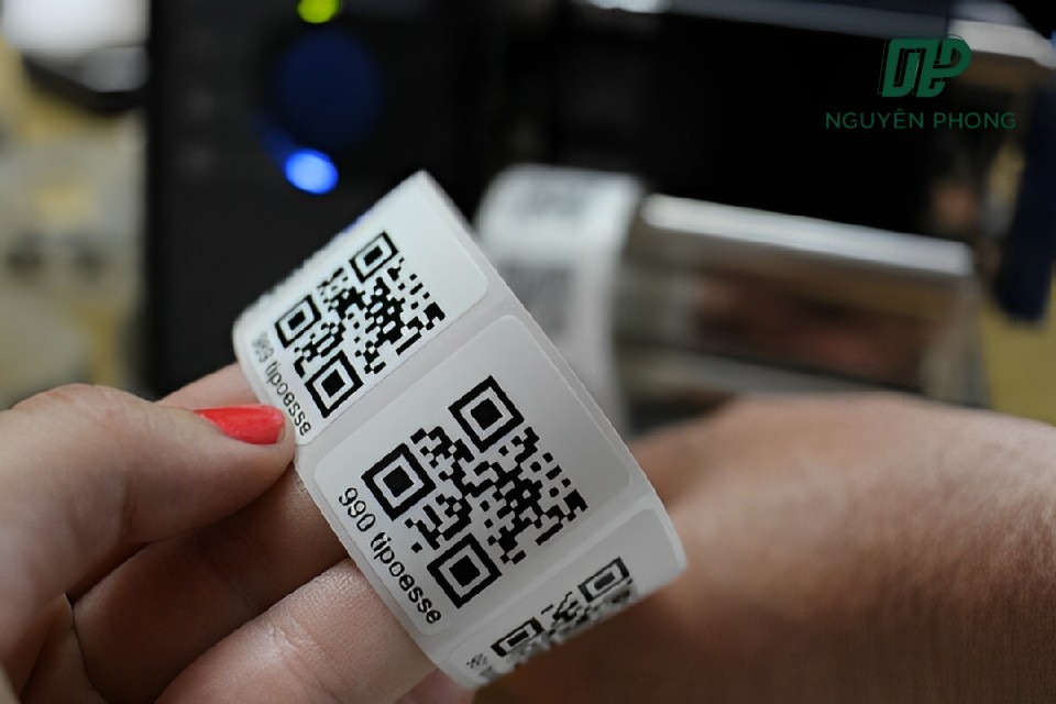 Tem QR code có thể được in trên hầu hết các loại vật liệu